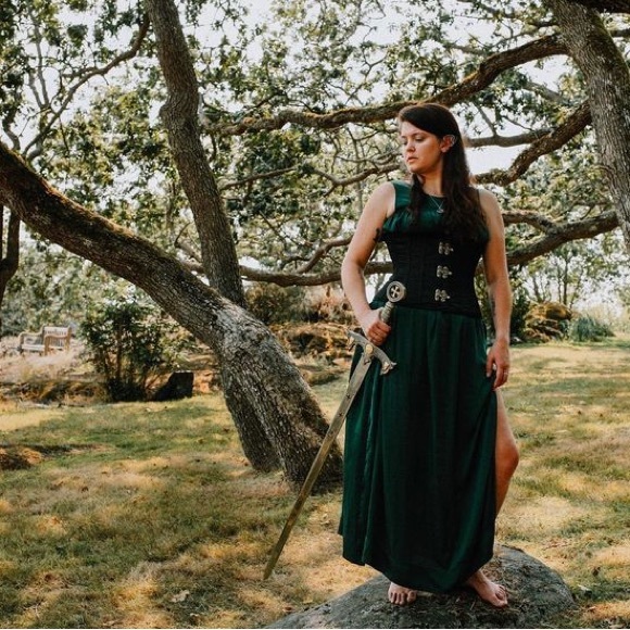 Meet the Posher Other - Meet your Posher, Nicole